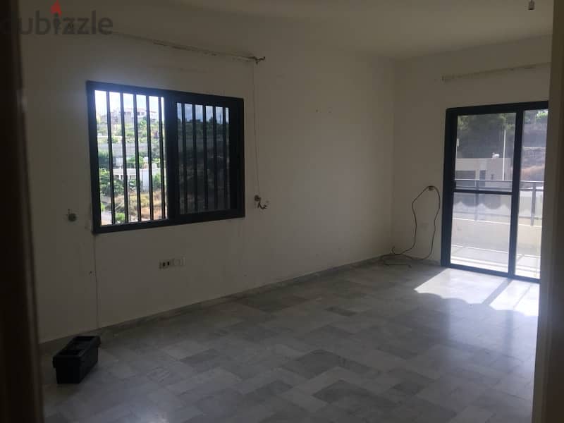 Apartment for Sale in Maghdouche 140m2. شقة للبيع في مغدوشة 140م2 5