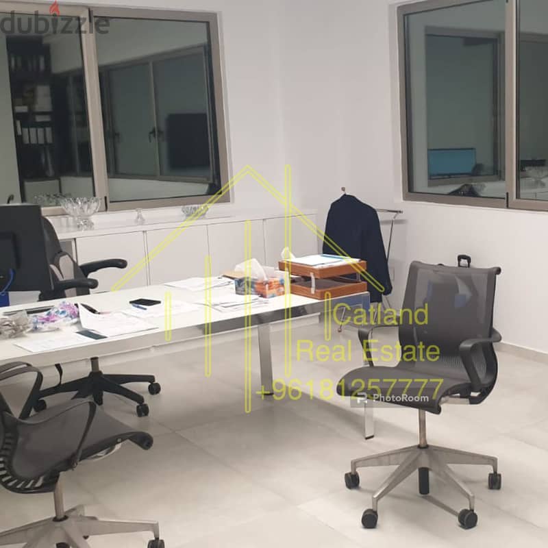 Office for sale in Verdun مكتب للبيع في فردان 5