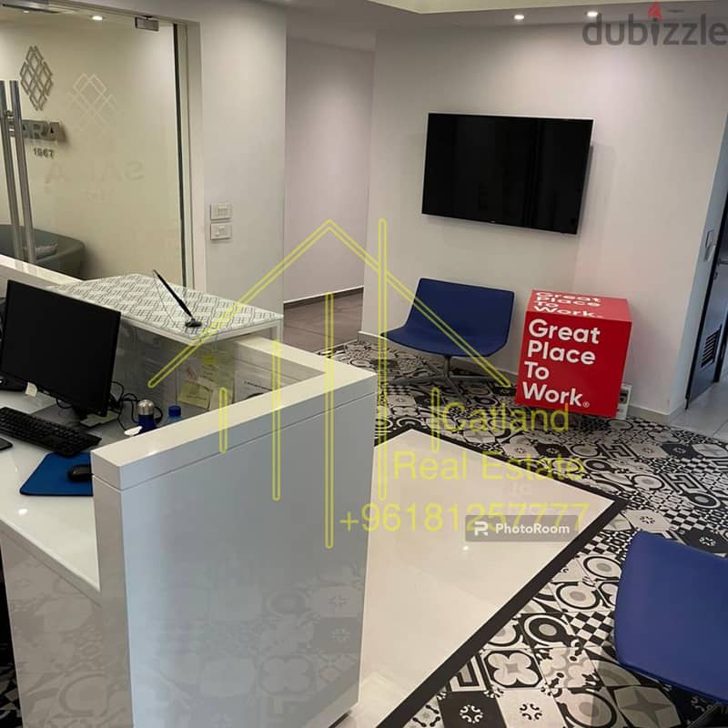 Office for sale in Verdun مكتب للبيع في فردان 7