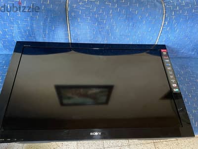 SONY TV 40 inch like new!