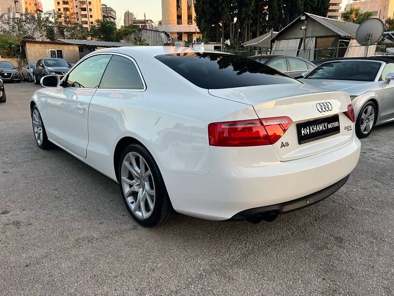 Audi A5 2.0T Quattro 4