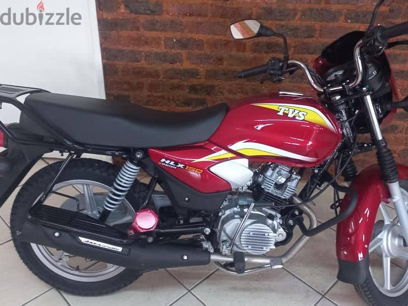 tvs hlx 150cc 5gears in excellent condition odo 8000 4