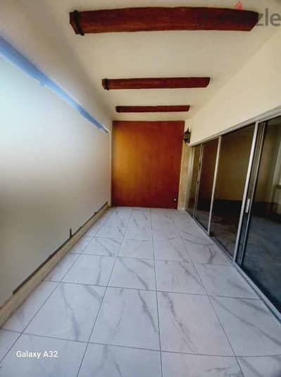 SUPERB APARTMENT IN MAR ELIAS PRIME (200SQ) 3 BEDROOMS , (MAR-115)