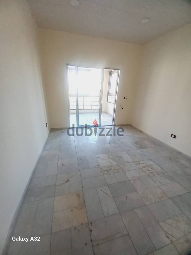 SUPERB APARTMENT IN MAR ELIAS PRIME (200SQ) 3 BEDROOMS , (MAR-115) 3