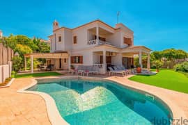 Luxurious Villa For sale in Monte Verde prime locationفيلا فاخرة للبيع 0