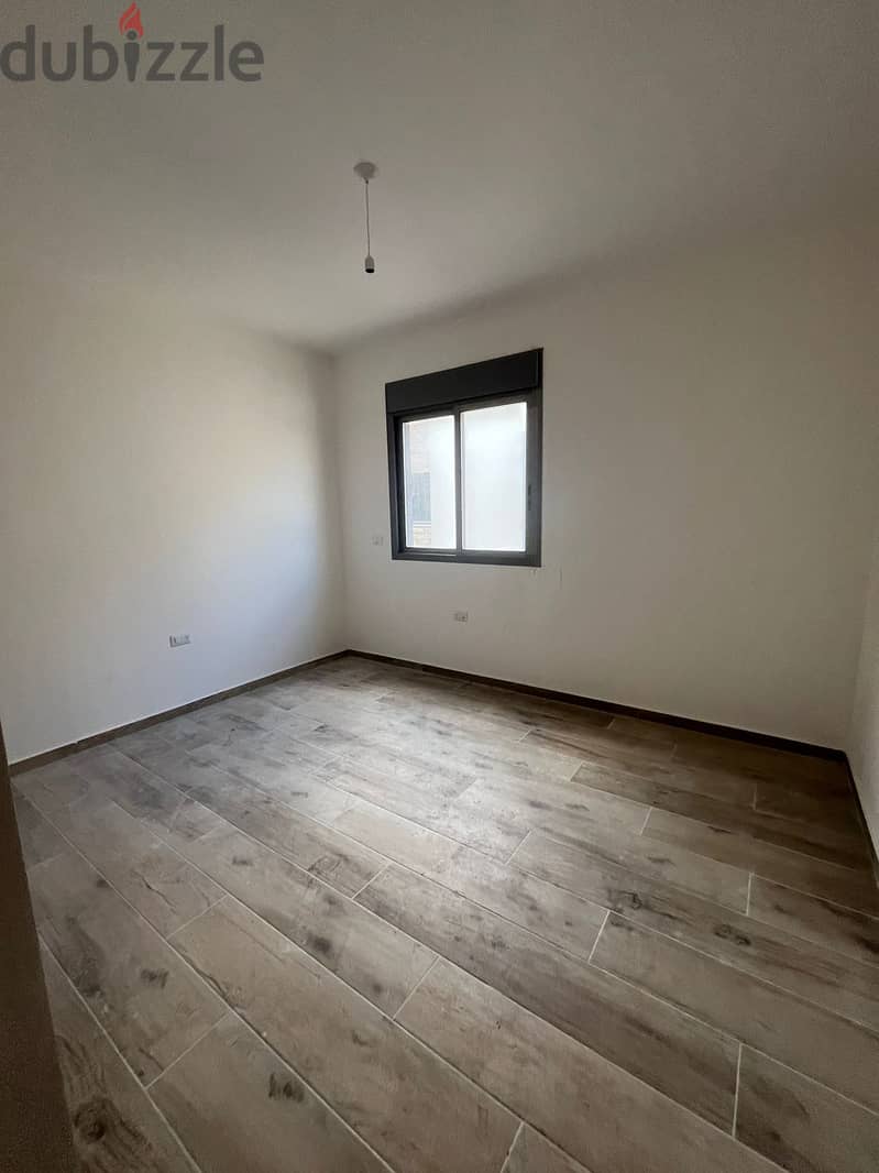 SEA AND MOUTAIN VIEW APARTMENT IN JBEIL PRIME (135Sq) , (JB-285) 4