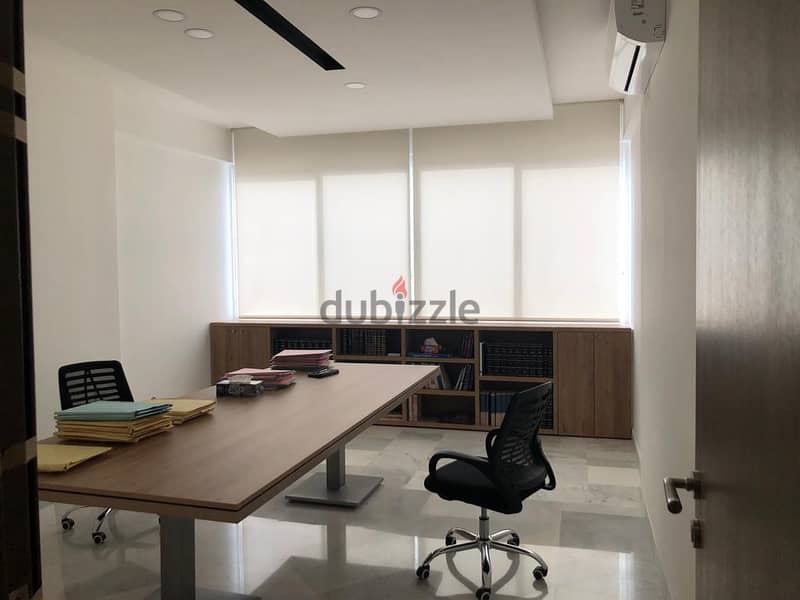 Office for Rent in Horch Tabet مكتب للإيجار في حرش تابت، سن الفيل 1