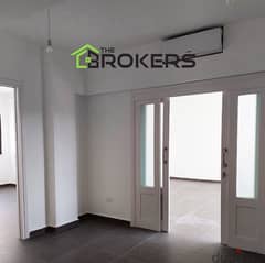 Office for Rent in Hamra   مكتب للايجار في الحمرا