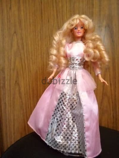 SLEEPING BEAUTY -AURORA Disney original as new doll curly hair=17$