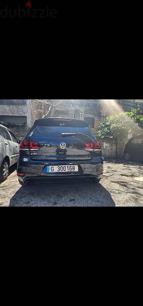 Volkswagen Golf 2010 1