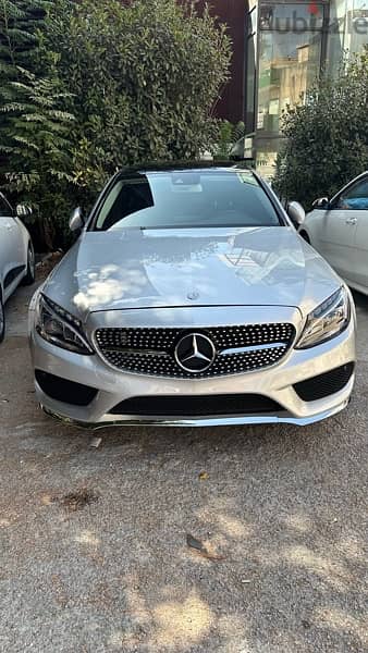 Mercedes-Benz C300 4matic 2017 fully loaded Super Clean 4