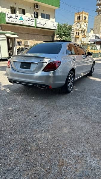 Mercedes-Benz C300 4matic 2017 fully loaded Super Clean 9