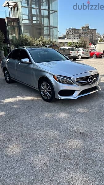 Mercedes-Benz C300 4matic 2017 fully loaded Super Clean 13