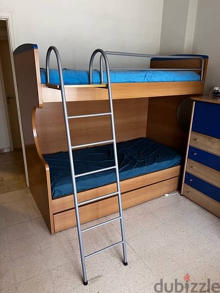 Triple bunk bed, used in good condition 0