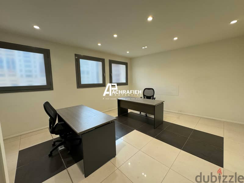 Office For Rent in Downtown - مكتب للأجار في وسط بيروت 4