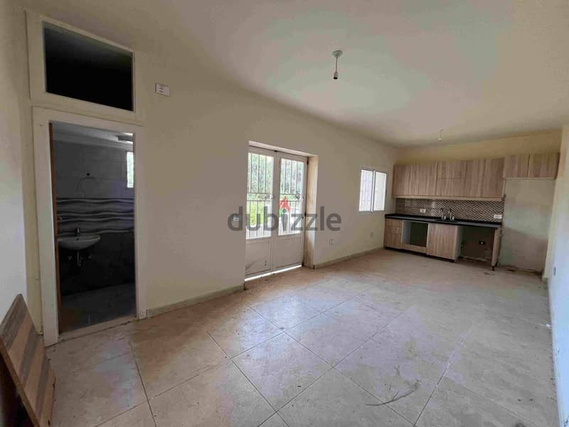 Groud-floor GF apartment +terrace 4 sale Aamchit شقة طابق أرضي عمشيت 0