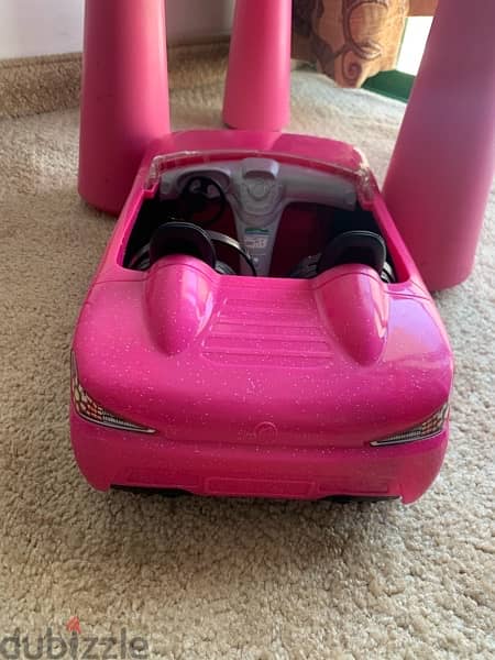 Barbie pink car 2