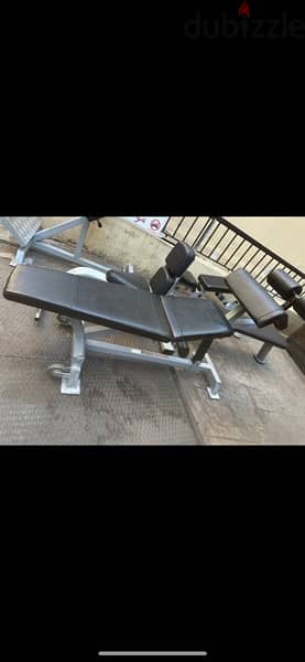 like new heavy duty adjustable  abdominal bench 81701084 2