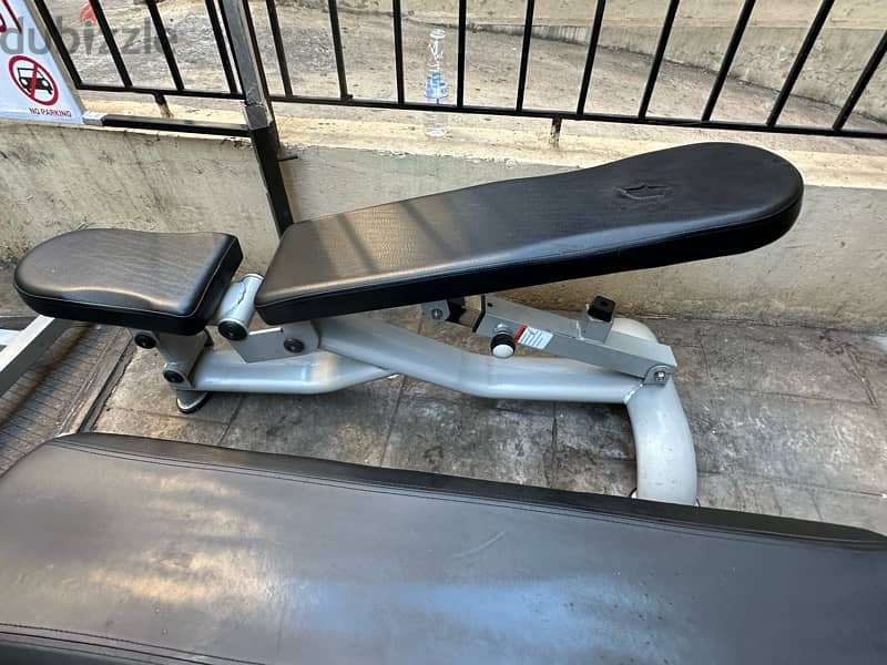 like new heavy duty adjustable bench 7 levels 81701084 1