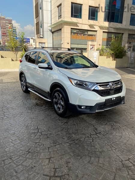 Honda CR-V Ex 4wd 2018 Mint condition 1