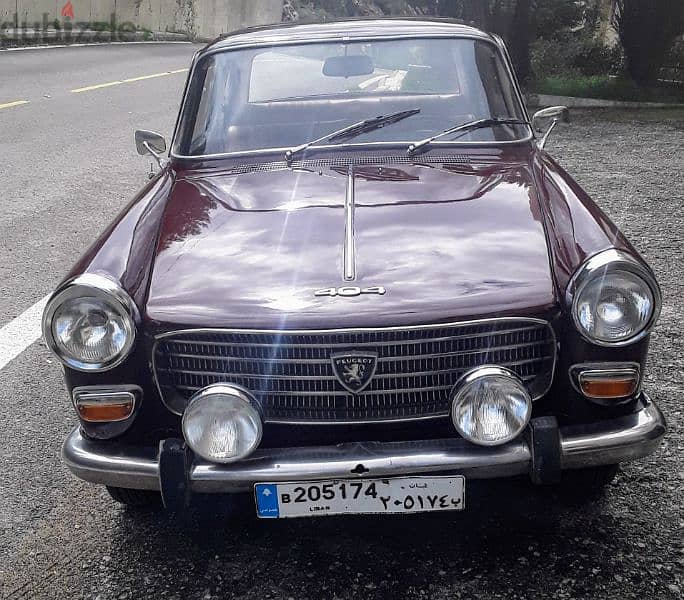 Peugeot 404 1968 recently fully restored 14