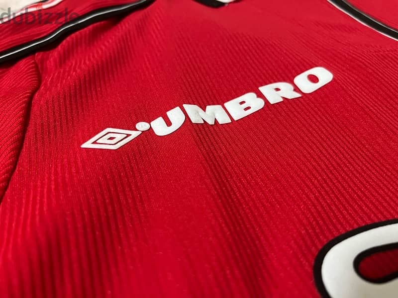 Manchester United 2000/01 umbro home historic jersey 3