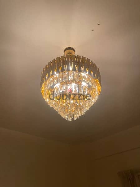 Chandelier 1