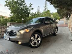 Infiniti Fx series 2009 Super clean!!!!