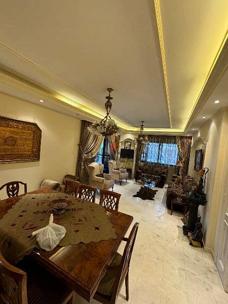 Spacious l 160 SQM Apartment in Msaytbeh . 2