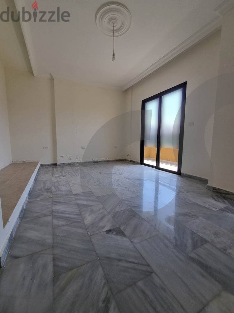 Under market price apartment in dohat al hoss /دوحة الحص REF#OM109357 4