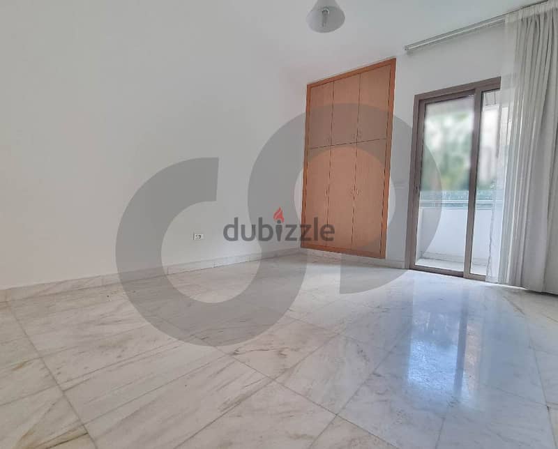 Carre D'or | Closed Spacious Balcony REF#RE111653 2