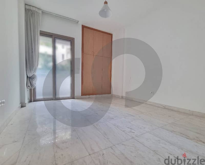 Carre D'or | Closed Spacious Balcony REF#RE111653 3