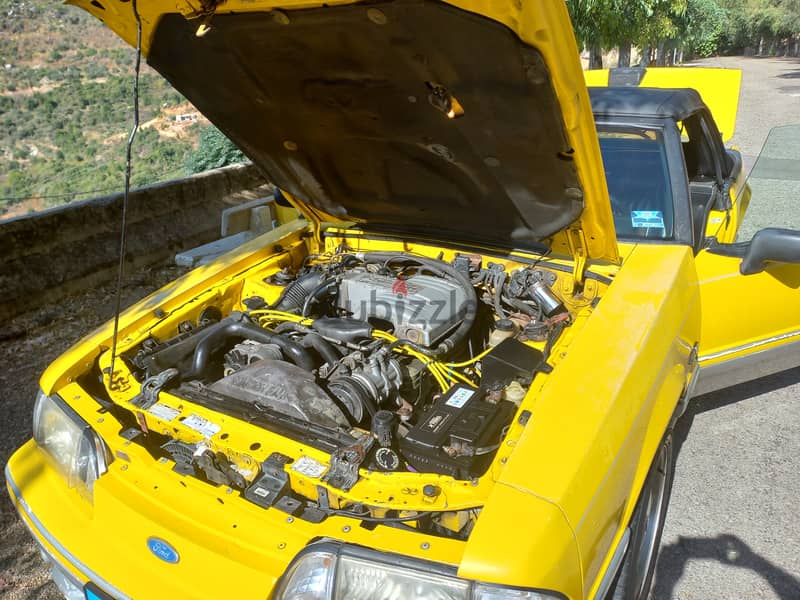 1991 Ford Mustang GT 11