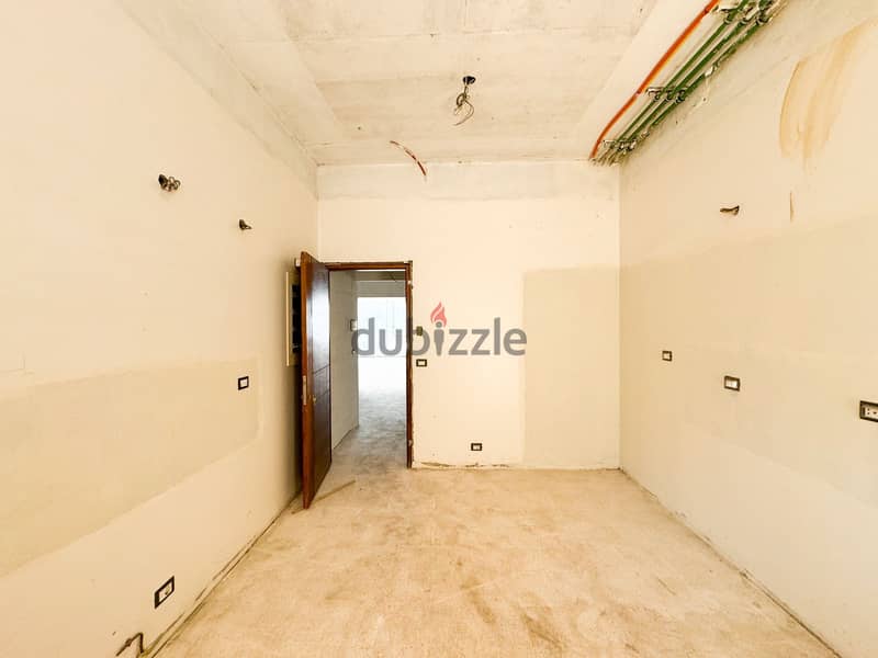 232m² Core & Shell Apartment for Sale in Sodeco 6