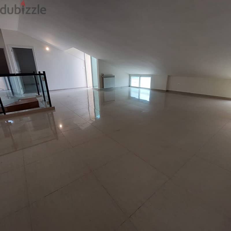 Renewed Duplex for rent in Ellissarتأجير دوبلكس مُجدَّد في اليسار 4