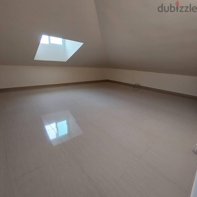 Renewed Duplex for rent in Ellissarتأجير دوبلكس مُجدَّد في اليسار 7