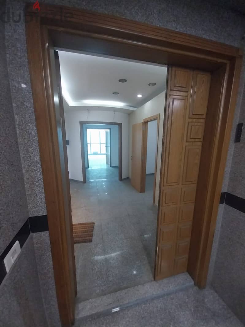 Great Condition Offices for rent in Burj Hammoud Mirana Chalouhy 2