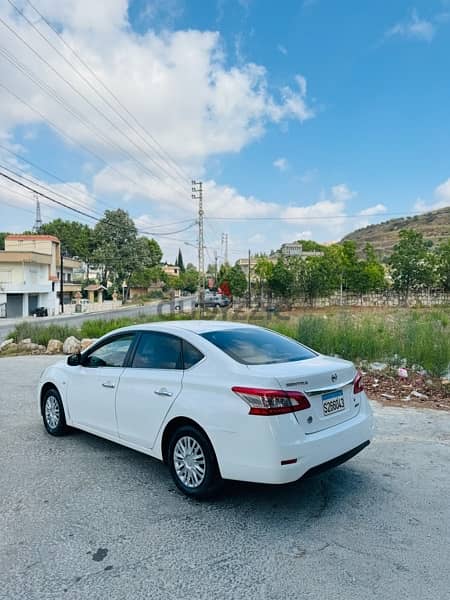 Nissan Sentra 2016 1