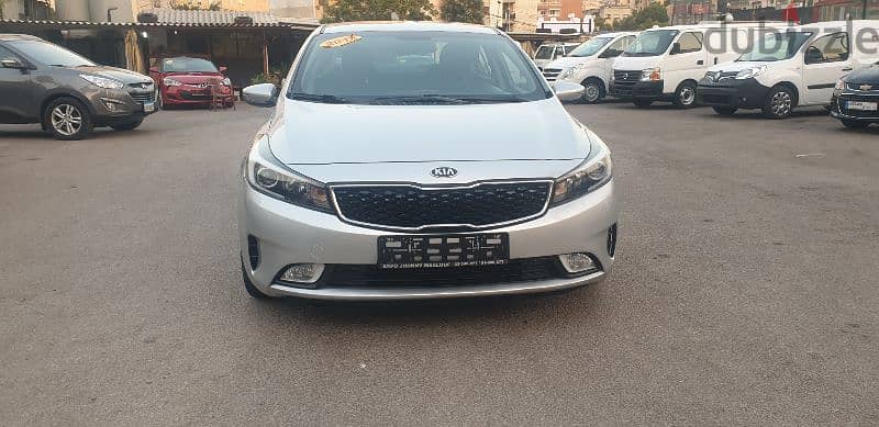 Kia Cerato GS 2017 ABS AIRBAG RIMS LIKE NEW 3