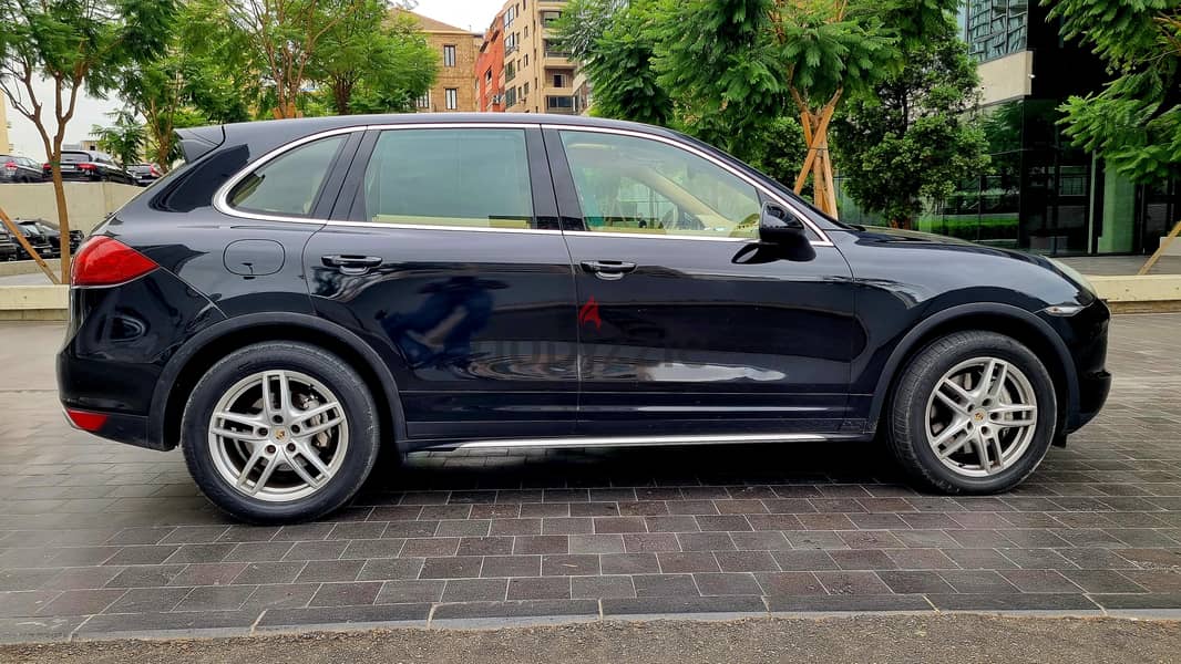 2011 Porsche Cayenne S 3