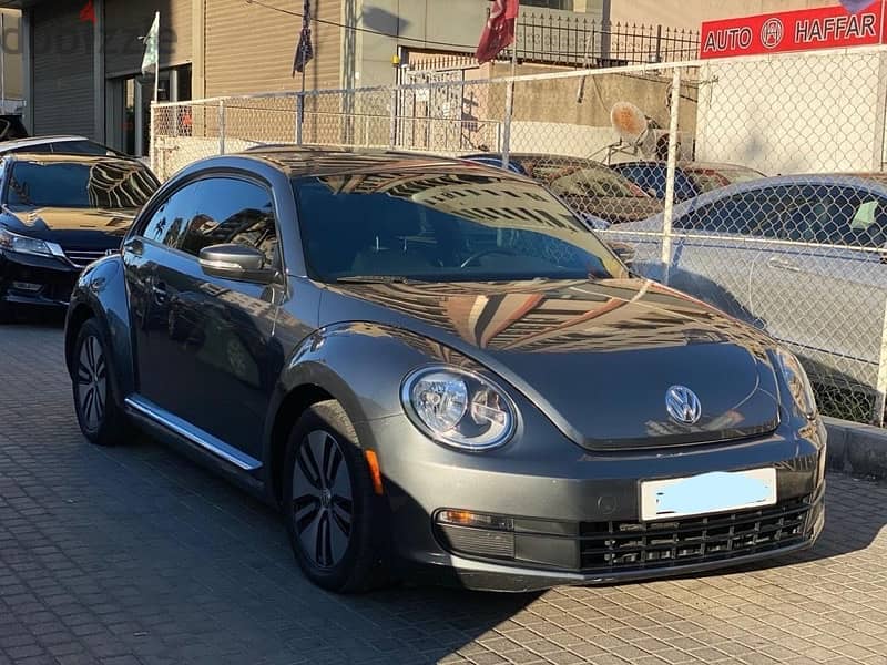 Volkswagen Beetle 2012 1