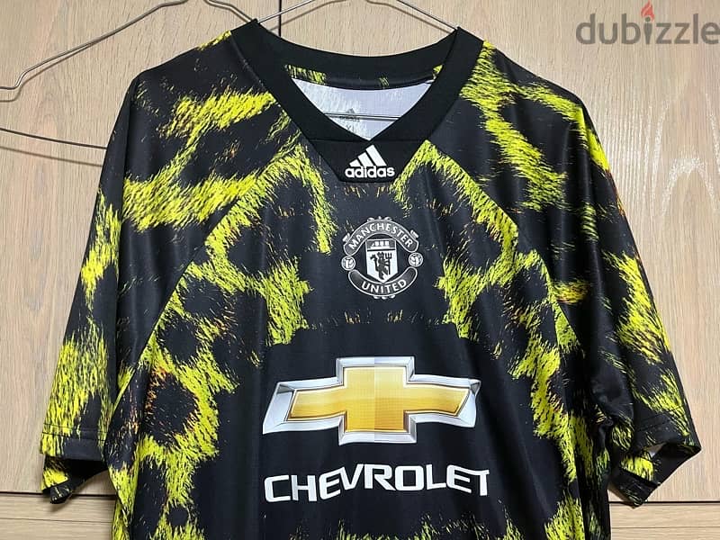 Manchester United chevrolet EA SPORT limited Edition Adidas kit 0