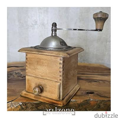 vintage coffee grinder مطحنة قهوة انتيك