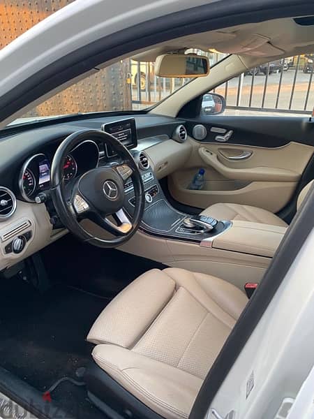 Mercedes C300 Luxury 2016 1