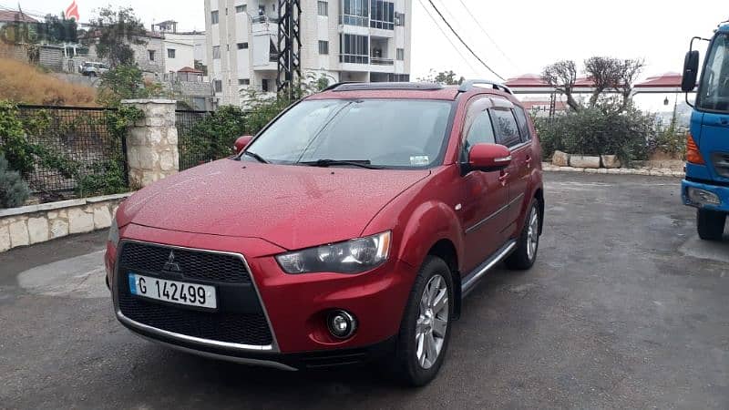 Mitsubishi Outlander 2011 0