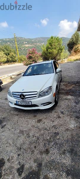 Mercedes-Benz C-Class 2011 1