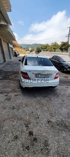 Mercedes-Benz C-Class 2011 3