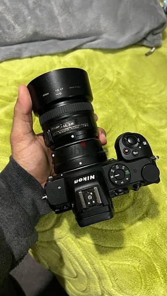 Nikon Z5 with 3 lenses 9