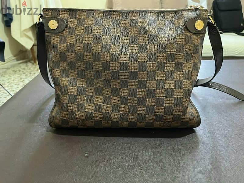 Louis Vuitton 4