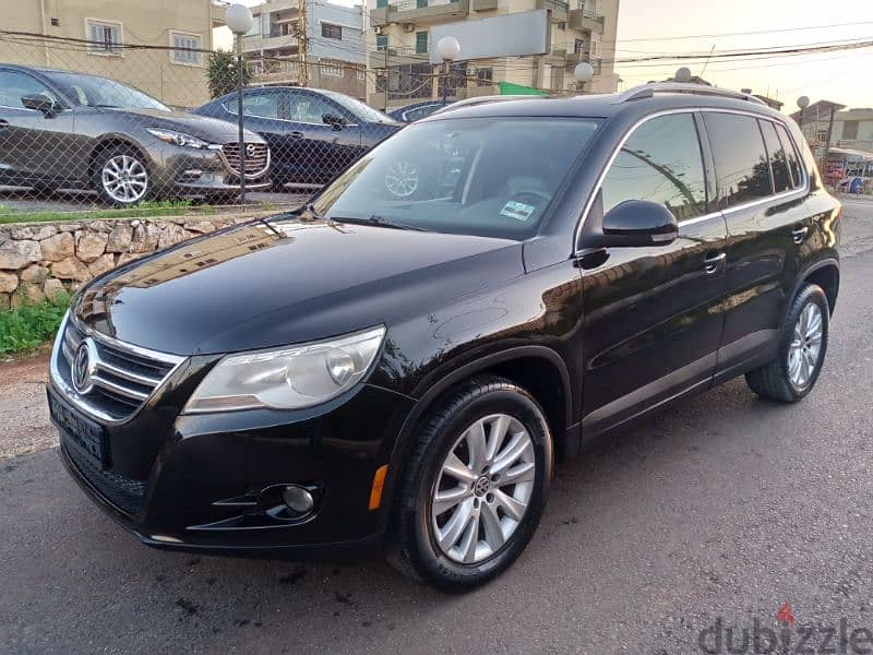 Volkswagen Tiguan 2010 1